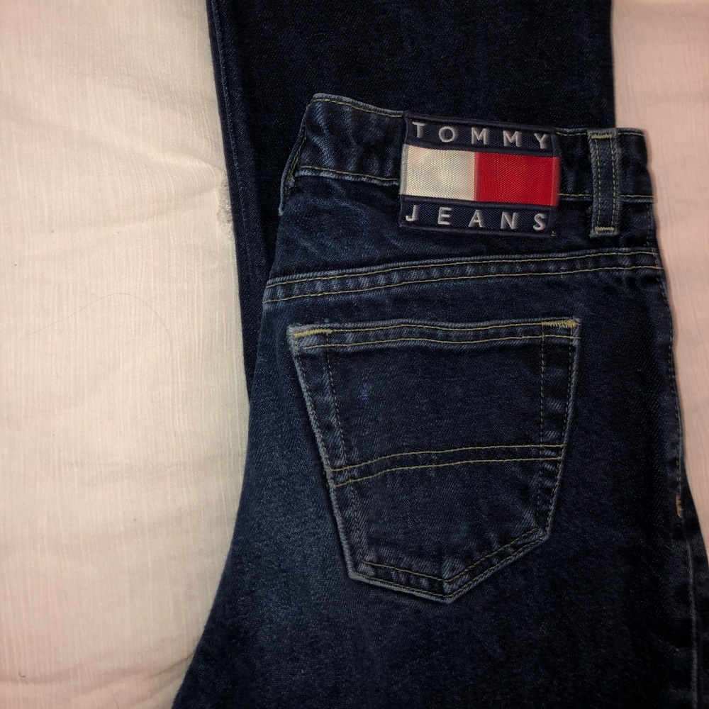 TOMMY Hilfiger High Waisted Vintage Jeans (RARE)
